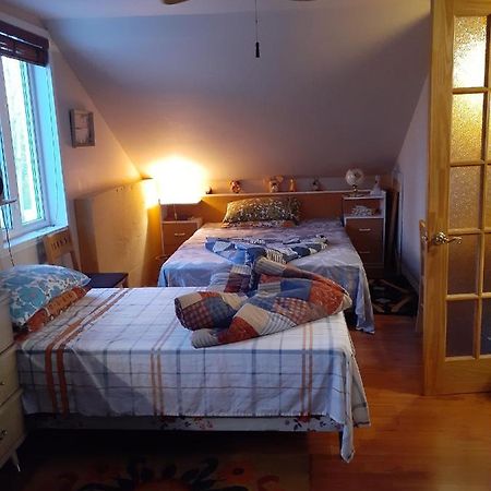 Bed and Breakfast Bienvevus Chez Rino-Hugues Trois-Pistoles Exteriér fotografie